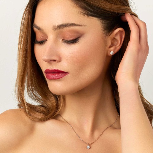 boucles-doreilles-pavees-de-diamants-3
